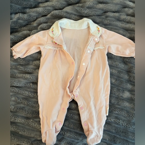 BUNDLE OF BABY GIRLS CLOTHES 3-6months - Picture 4 of 16